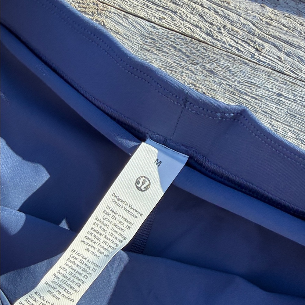 Lululemon Angled-Pleat High-Rise Tennis Skirt size Medium blue twill - Picture 5 of 8